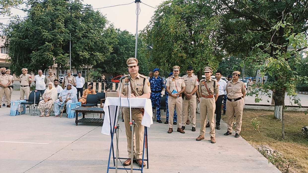 Tributes paid to martyred soldiers