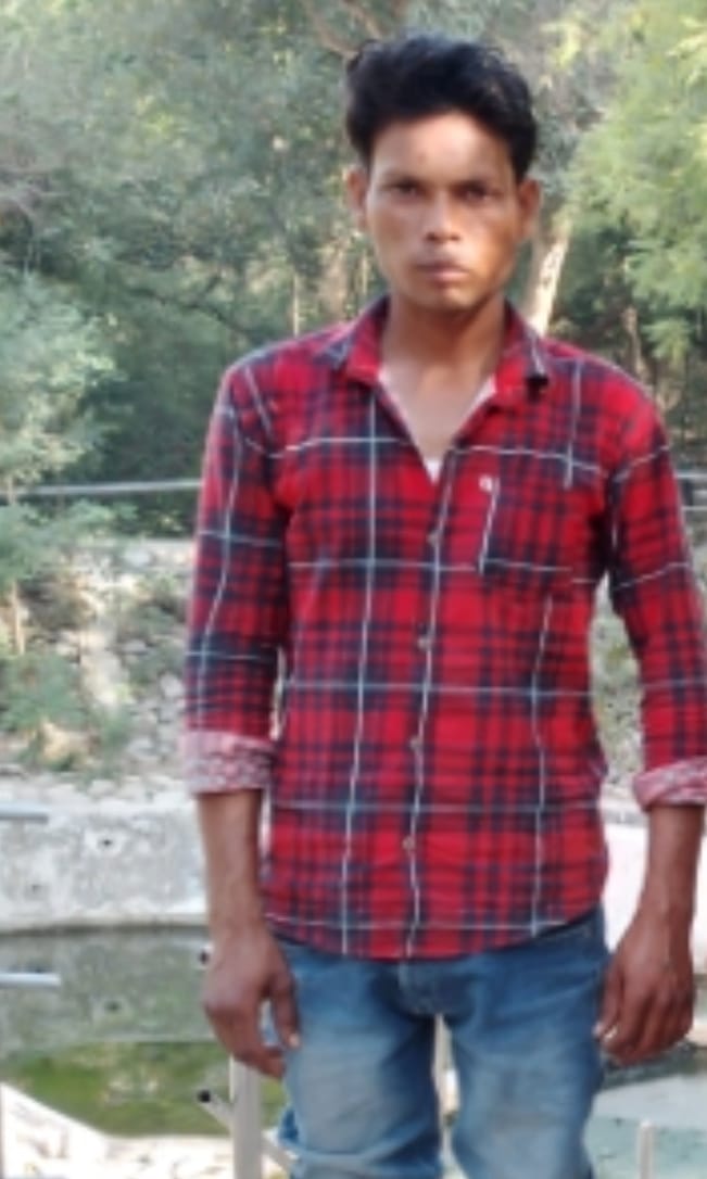Wife was waiting for Karva Chauth, husband died in an accident