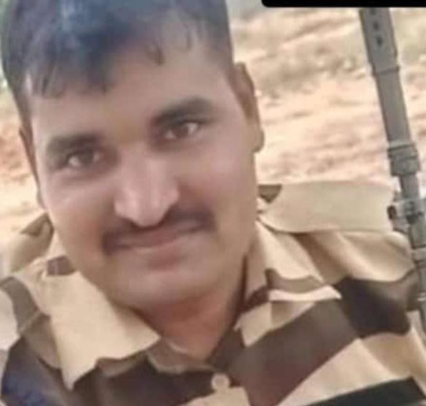 CISF constable dies due to fever, bids farewell with tearful eyes