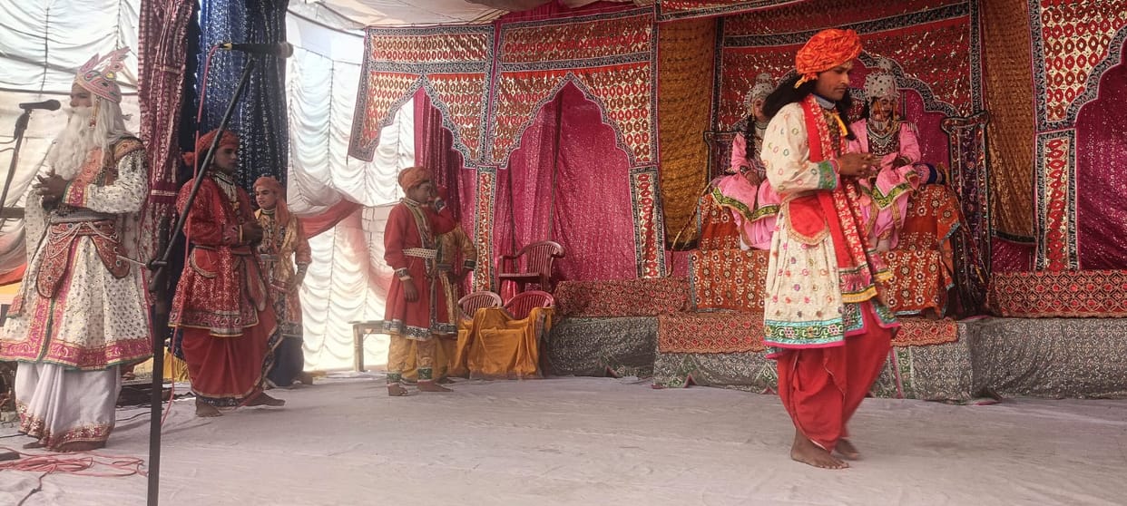 The play of devotee Prahlad was staged in Bisalpur Ramlila