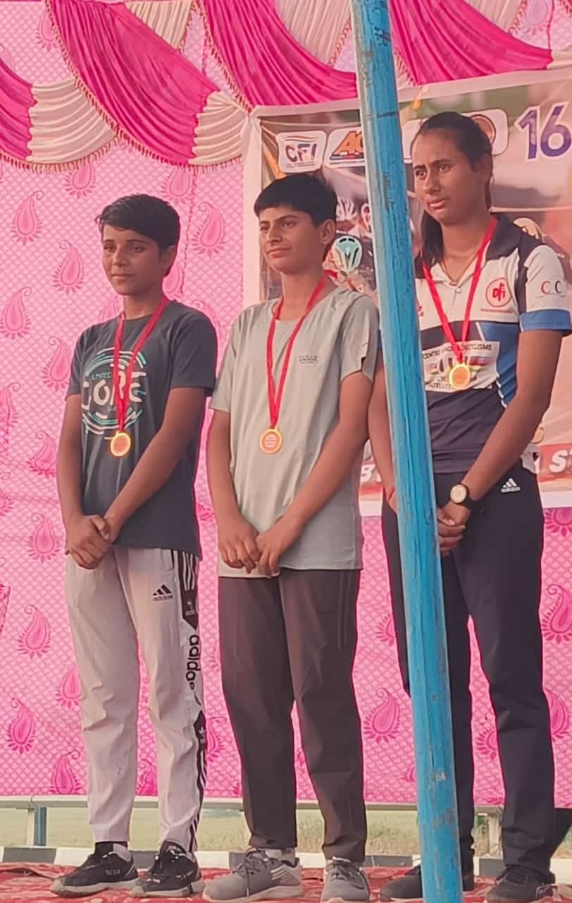 20 players from the district won medals in the state cycling competition.