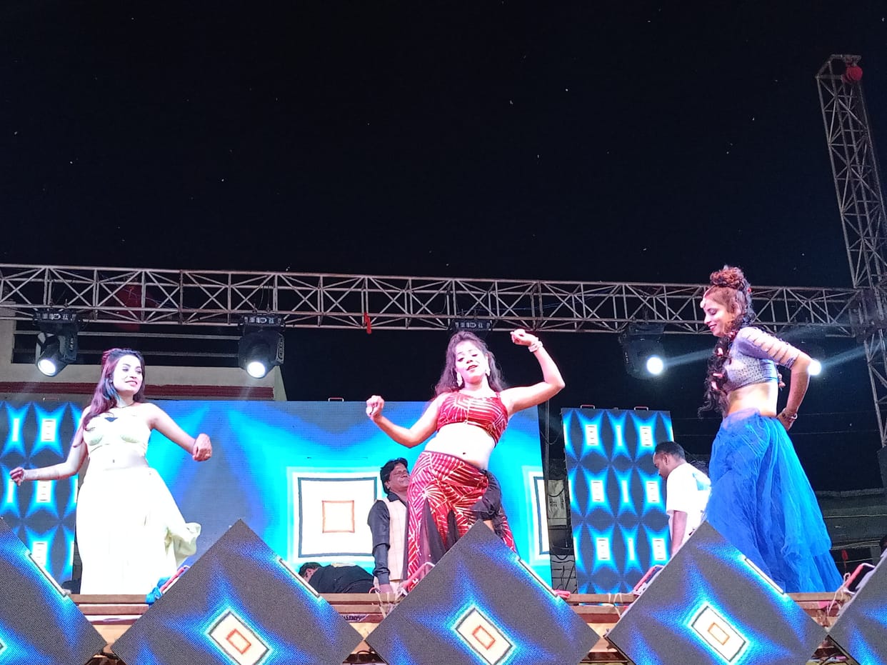 Audience enthralled with dance and singing performances