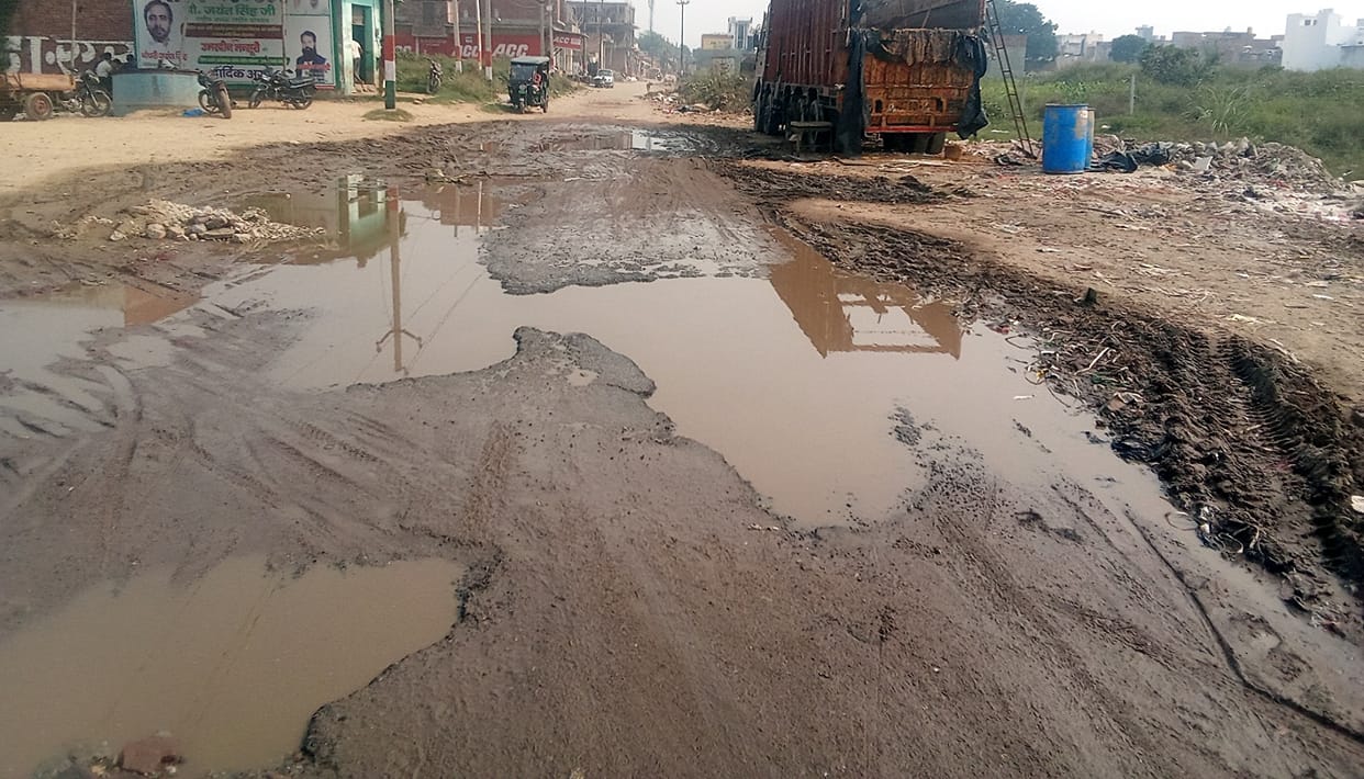 Haji Colony streets filled with water, people upset due to broken roads