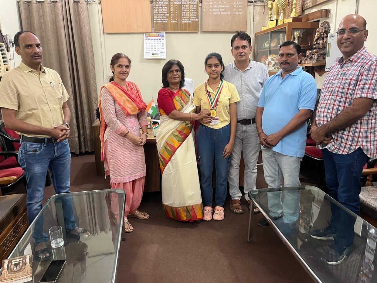 Gunjan won gold medal in taekwondo competition