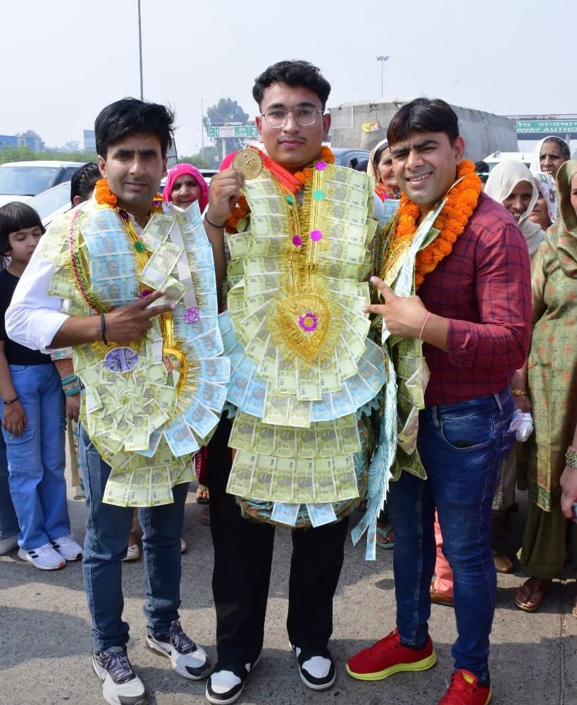 Prince of Dahkora won gold in weight lifting competition