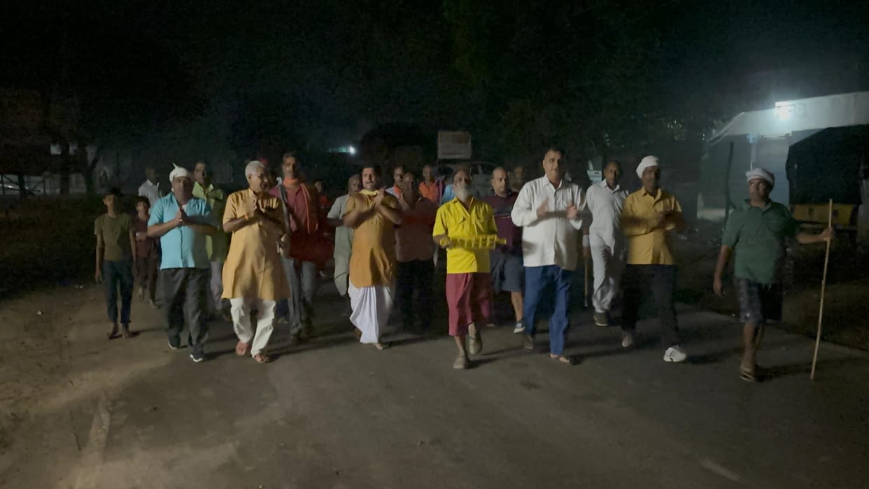 Prabhat Pheri taken out with Sankirtan of Shri Ram's name