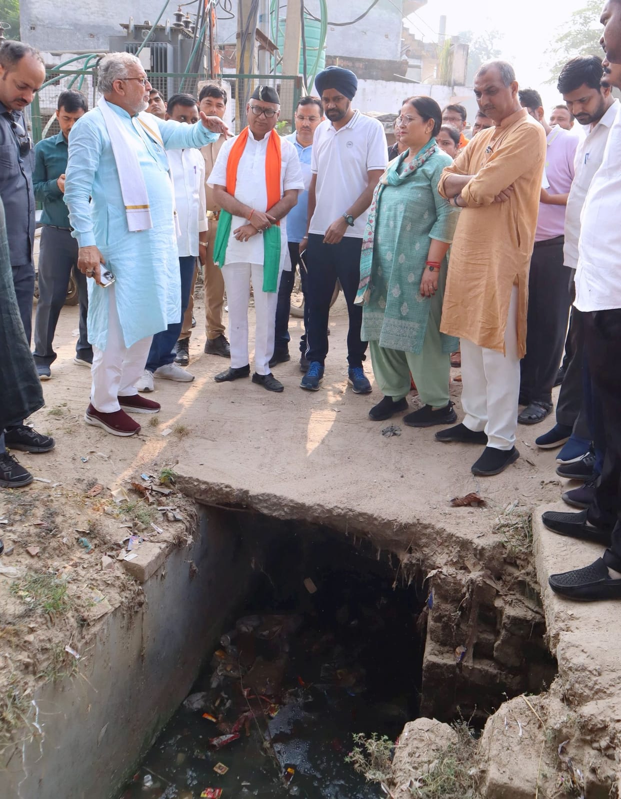 minister got angry after seeing the filth, the salary of the zonal senatorial officer will be cut