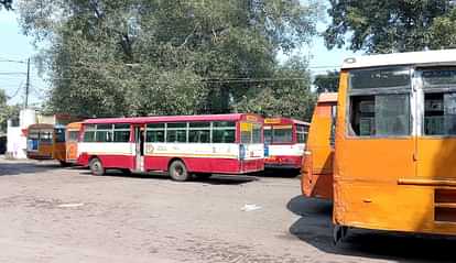 female passenger died due to deterioration in her health in roadways bus in Bahraich