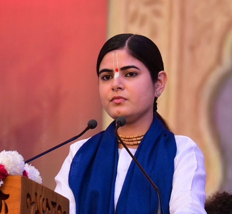Black color is the surest: Chitralekha