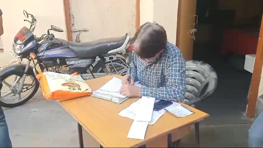 त्योहार आते ही एक्टिव हुए मिलावटखोर