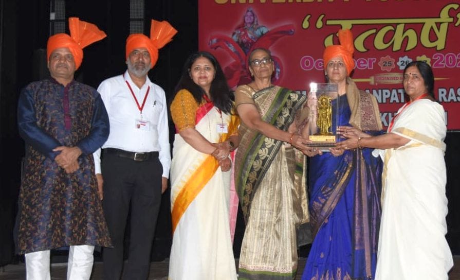 Youth gave colorful presentations on the first day of Youth Festival