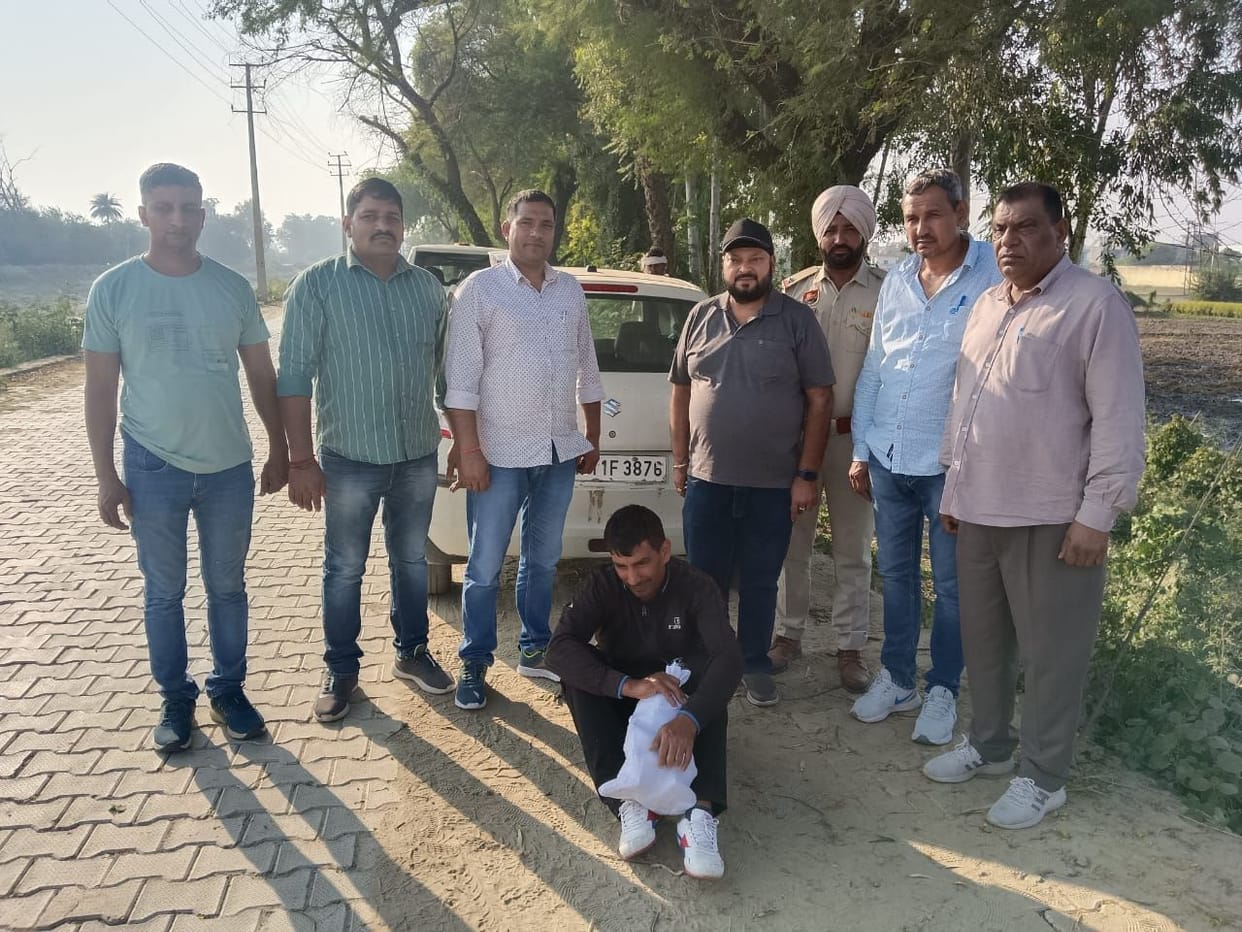 Accused arrested with 4.06 kg sulfa