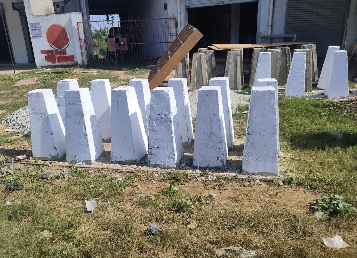 Border pillars will end the distance between hearts on the border