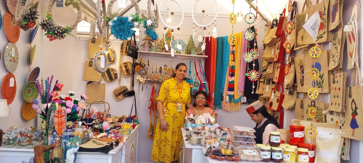 Himachali culture seen in Gurugram, traditional products become center of attraction
