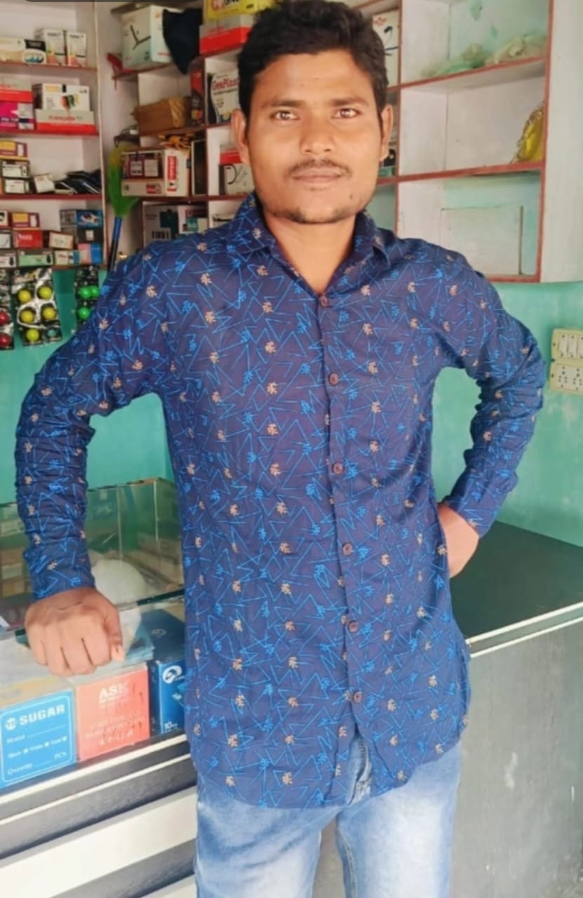 Tire burst while filling air, mechanic died