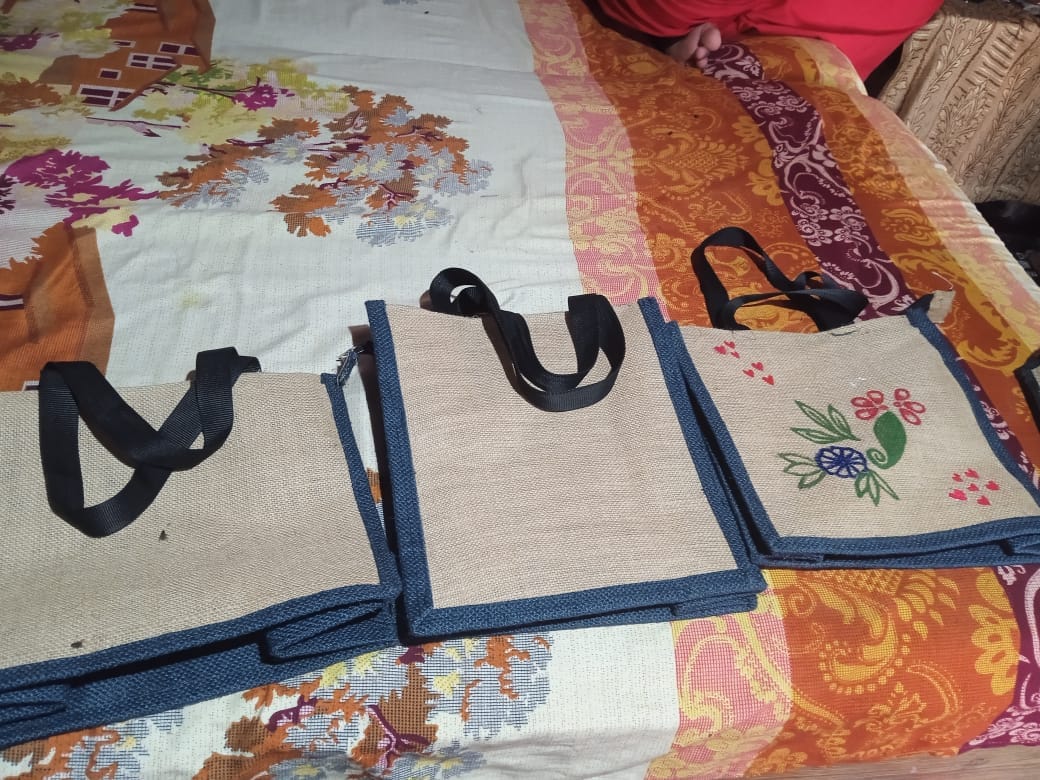 Budget 2025 Wood clay of Varanasi jute of Ghazipur and black pottery of Azamgarh get market