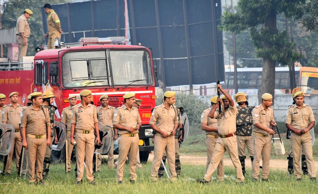 On seeing the rioters, the police resorted to lathicharge and fired tear gas shells