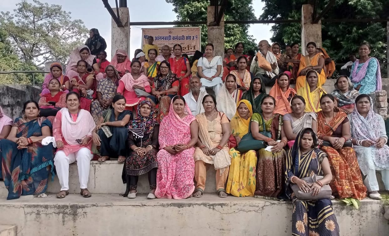 Anganwadi workers got angry when their demands were not heard and went on strike