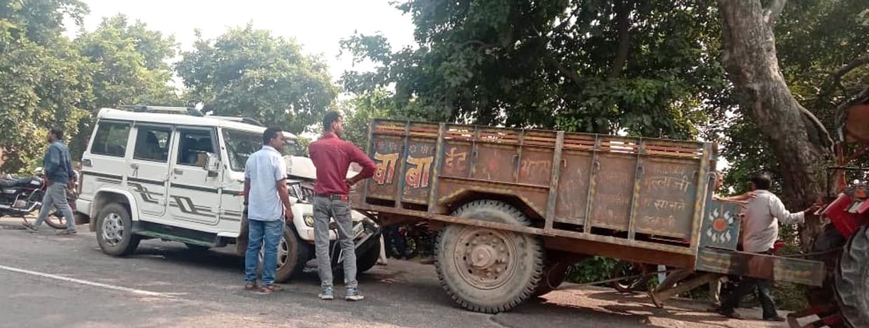 Bolero collided with trolley from behind, kiln worker riding on tractor died