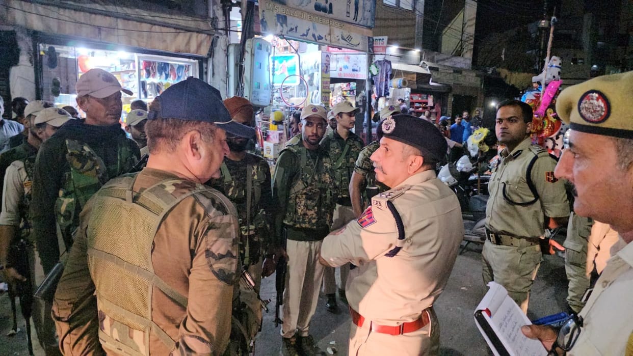 DIG Visit Kathua City At Saturday Night