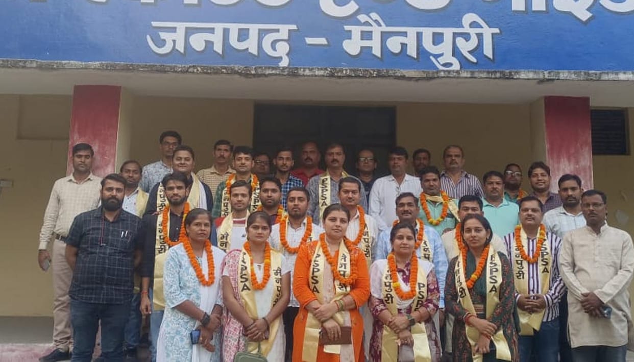 Rambaran became the president and Avneesh became the block minister.