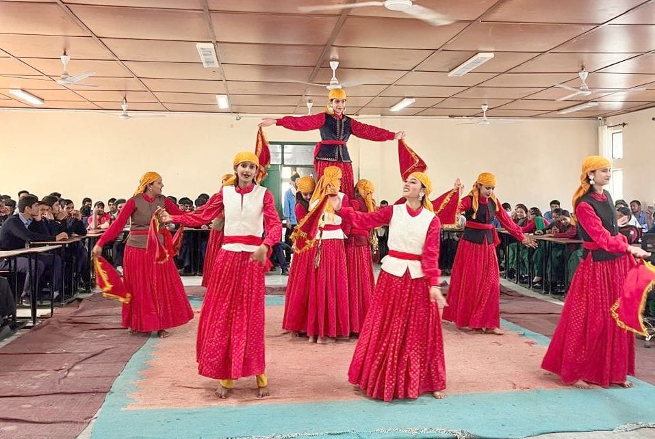 Trainees honored in the convocation ceremony of ITI Delhi
