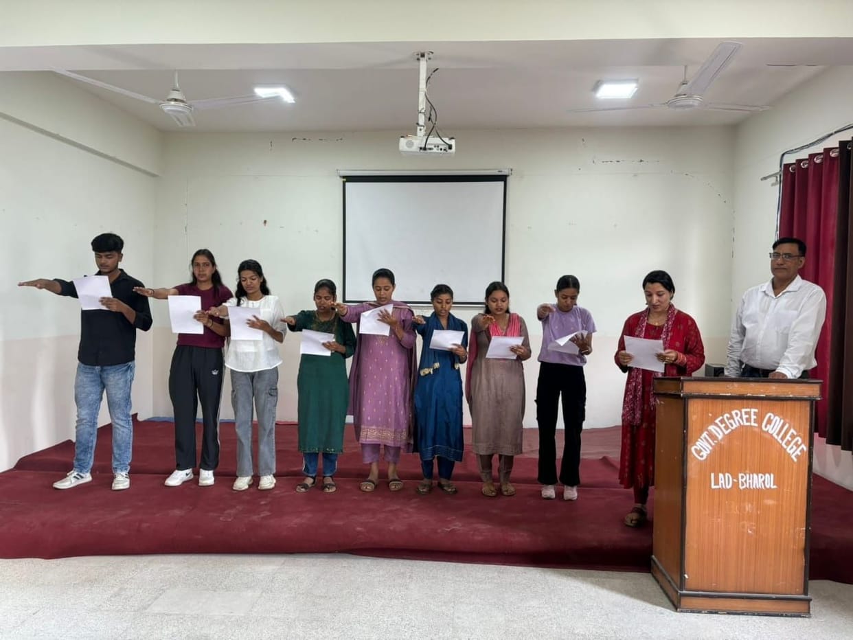 CSCA formed in Ladbhadol College, Rakhi Thakur becomes head