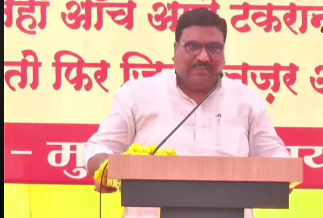 Jhunjhunu: Madarsa Board Chairman called Amit Ola a minor, Congress said - Chaupdar is part of BJP's B team