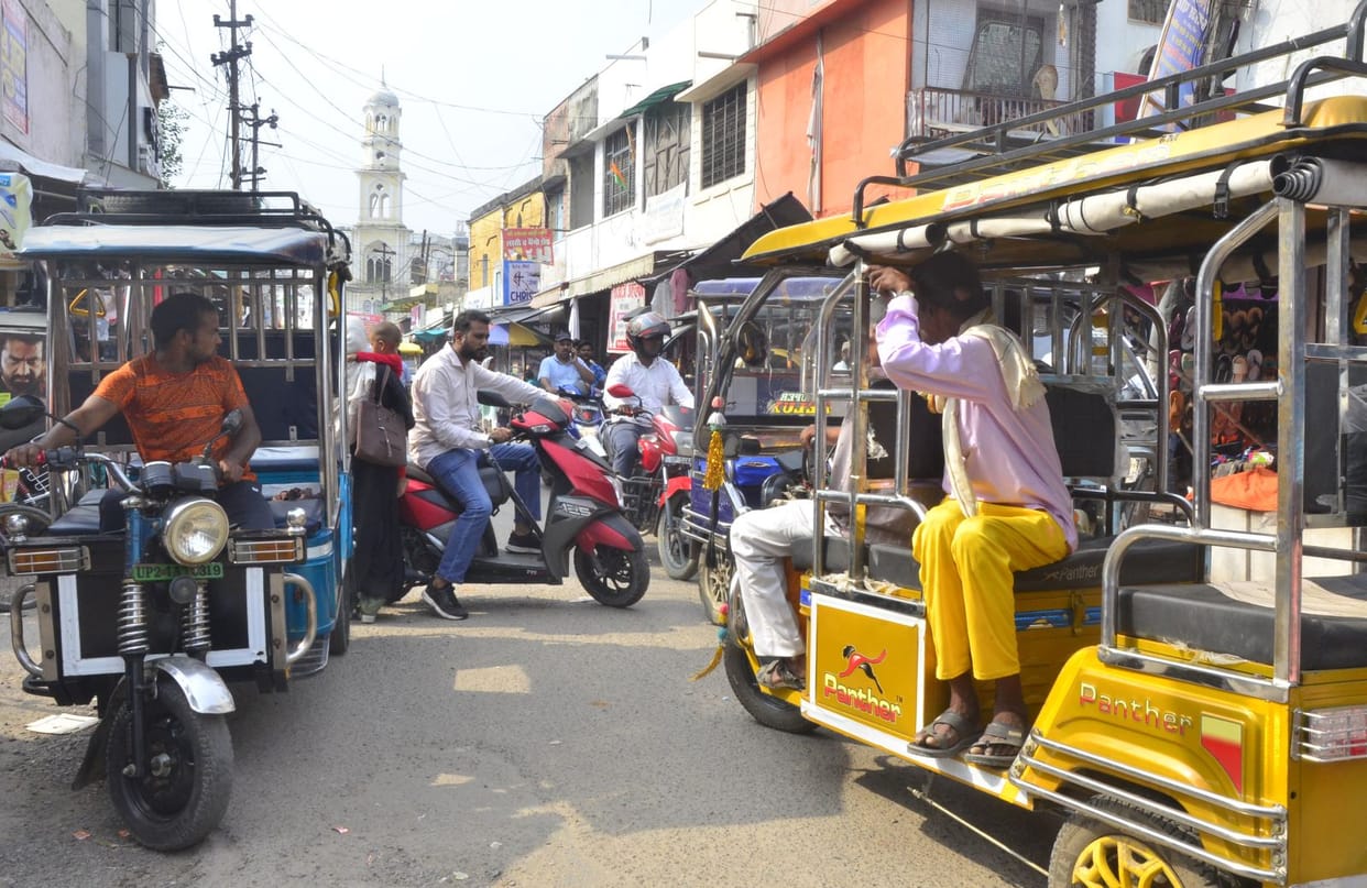 E-rickshaws will not be able to enter the market, barriers installed