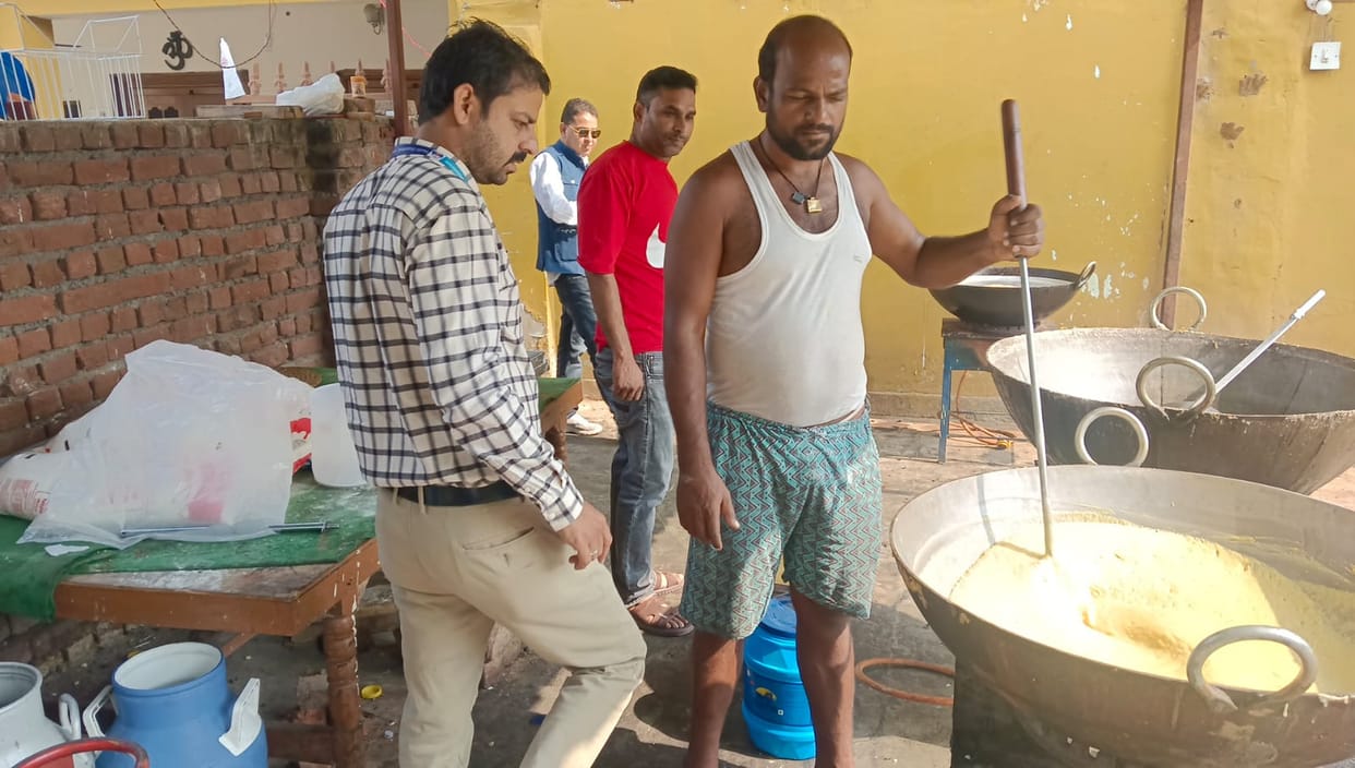 Food Safety Department filled 16 samples of sweets in Jawali-Rahan