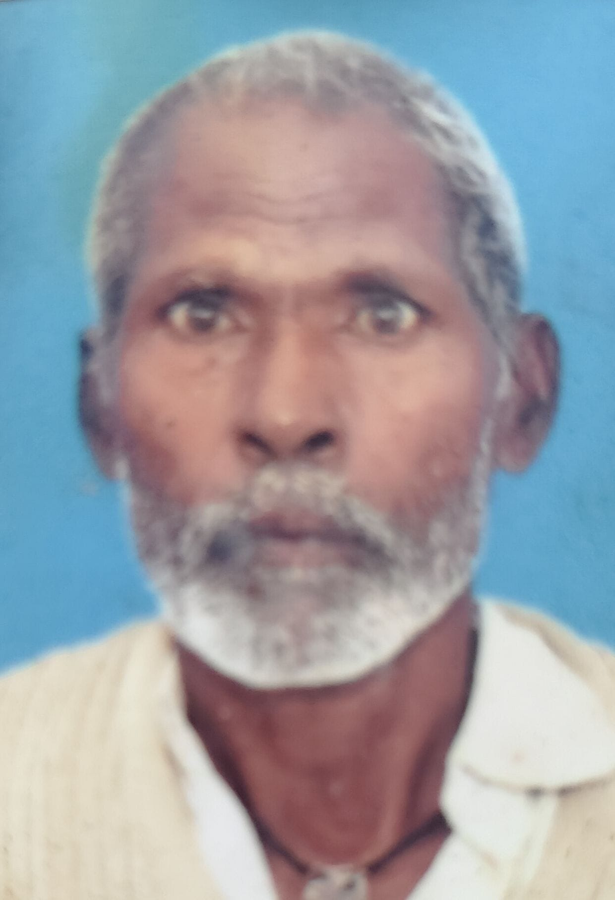 Paralyzed old father killed by attacking his chest with a bat