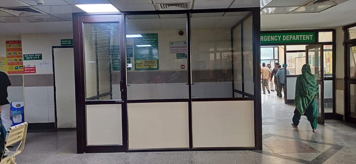 Ayushman Card staff cabin built in the hospital