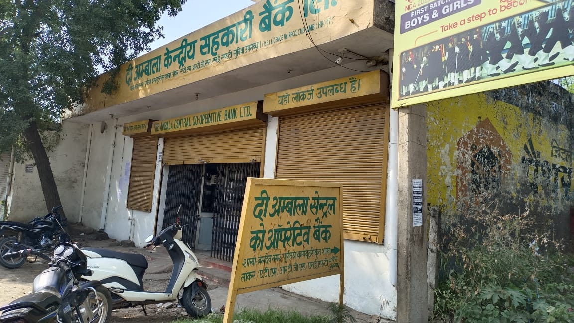 Two arrested for breaking locker and stealing