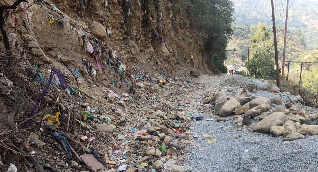 Ban on movement through paved road via Balu-Medical College