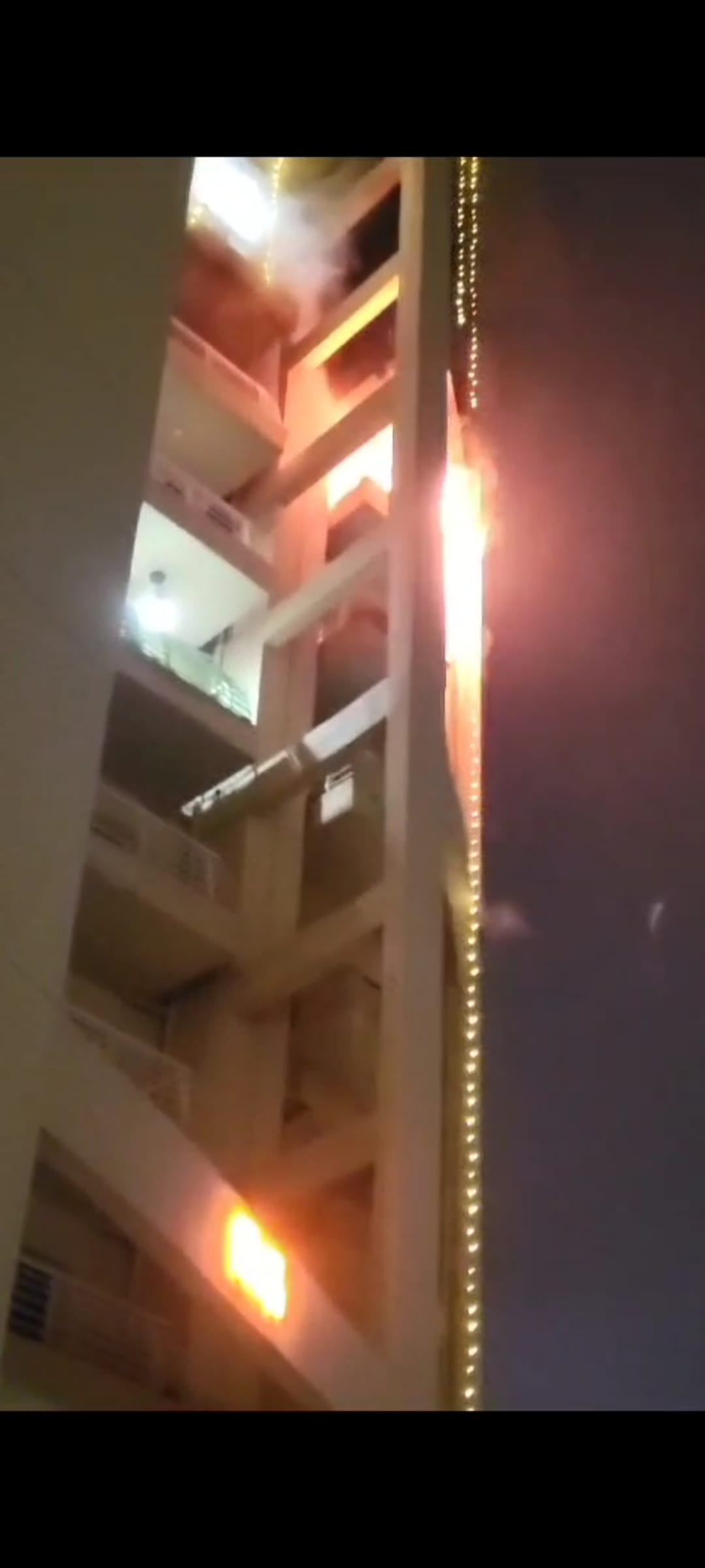 Fire in Suncity flat, goods reduced to ashes