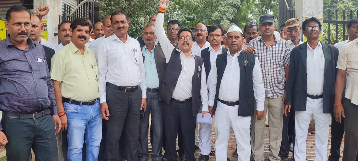 Angry lawyers protested