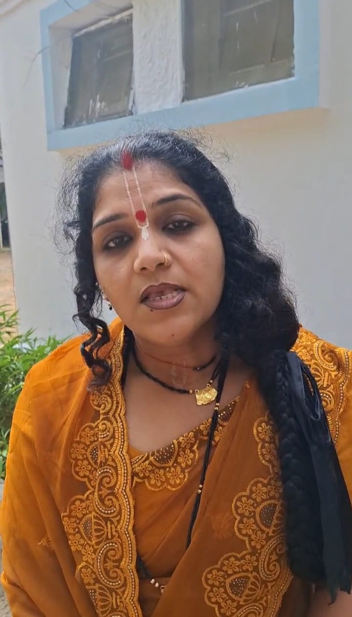 Damoh Fake bank employees ran away with Rs 1 crore belonging to 40 people, complaint lodged with police