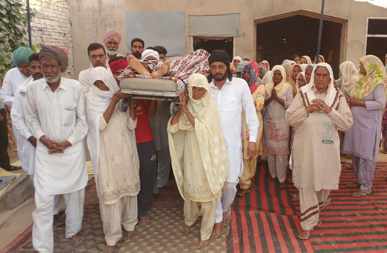 Charna Singh of Badaguda donated his body for medical research