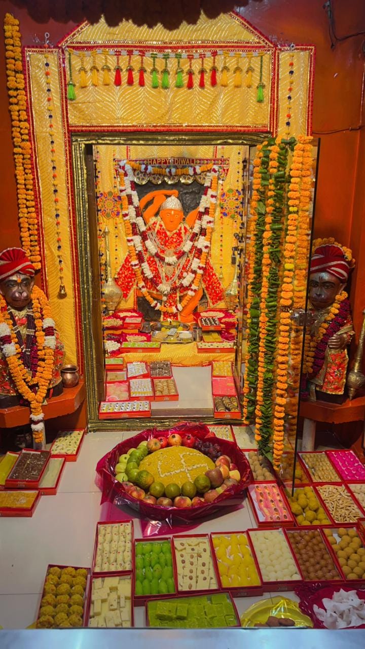 56 types of offerings were offered to Hanuman ji, crowd of devotees gathered