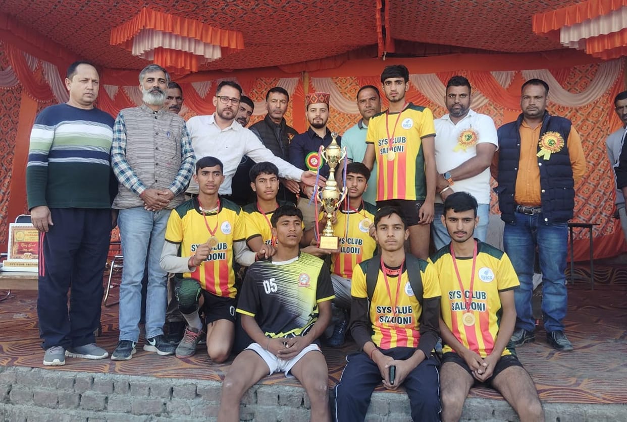 Paramount School Kihar won the volleyball competition