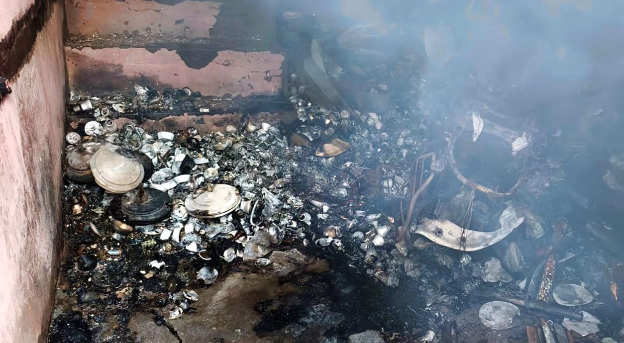 Fire breaks out in electronics warehouse, loss worth lakhs