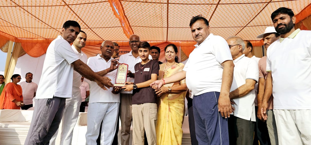 Citizens ran to spread the mantra of fitness with the mantra of unity