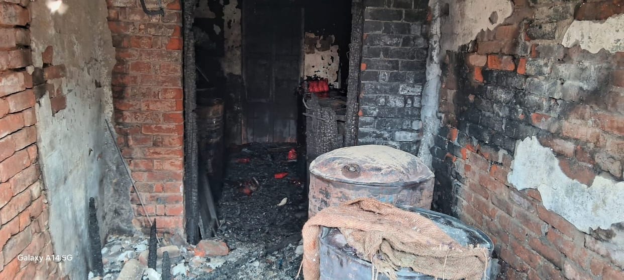 Fire breaks out in diesel shop, loss worth lakhs