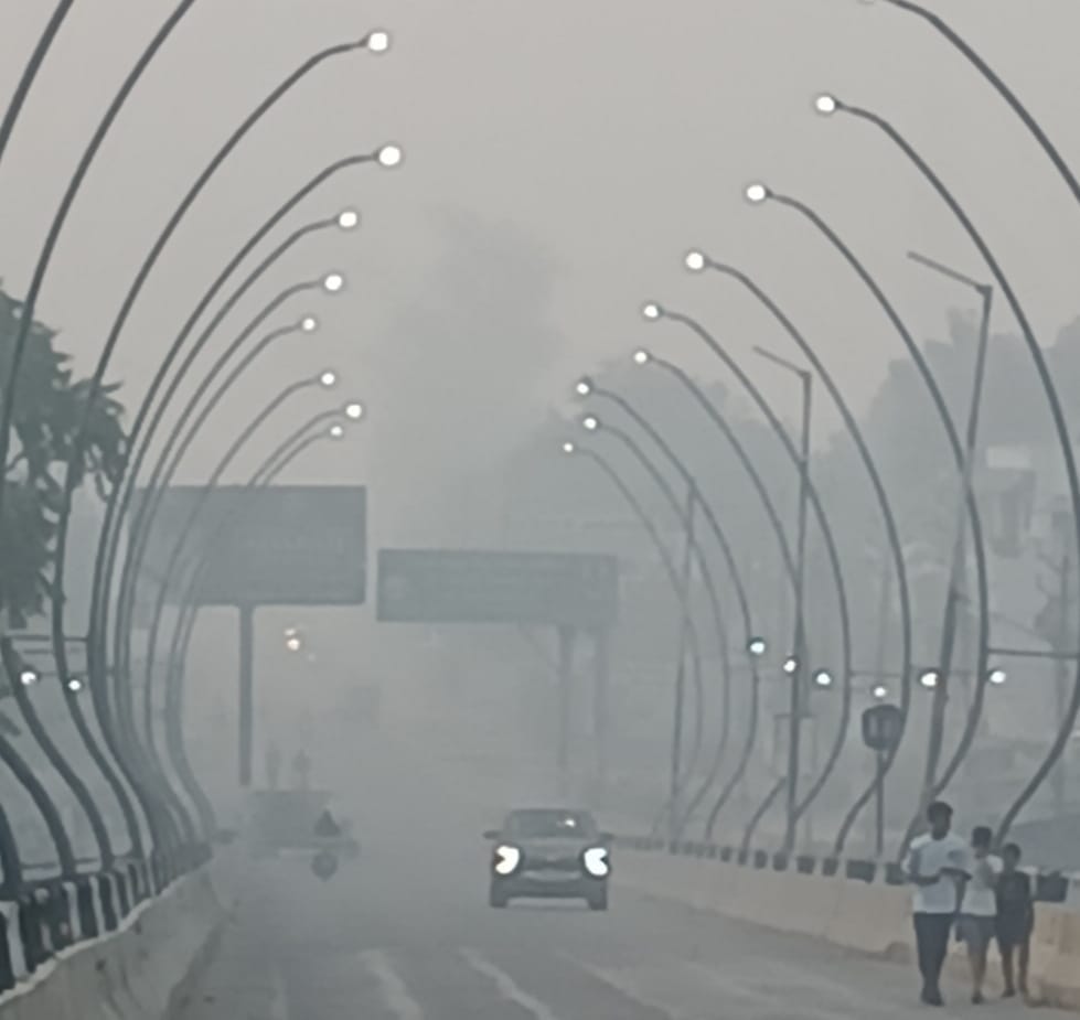 Pollution decreased, but clouds remained in the morning