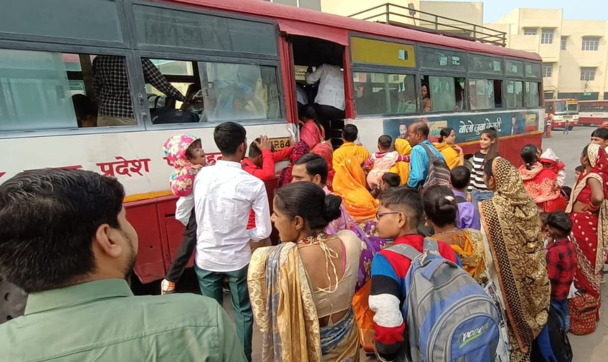 Had to wait for hours to go to Farrukhabad, Kannauj and Etawah