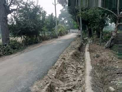 Lakhimpur Kheri News: घाट का सौंदर्यीकरण हुआ नहीं, इस बार अव्यवस्थाओं के बीच होगी छठ पूजा Beautification of the Ghat has not been done, this time Chhath Puja will be held amidst chaos