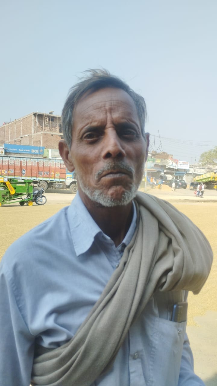 Farmers forced to sell paddy at cut price