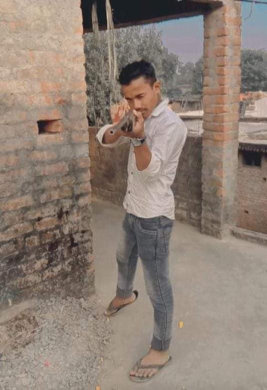 Pictures of Ravi murder accused with weapons surfaced, investigation begins