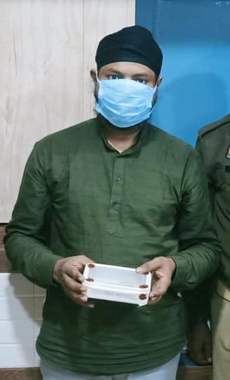One arrested with fake notes worth 11 thousand rupees