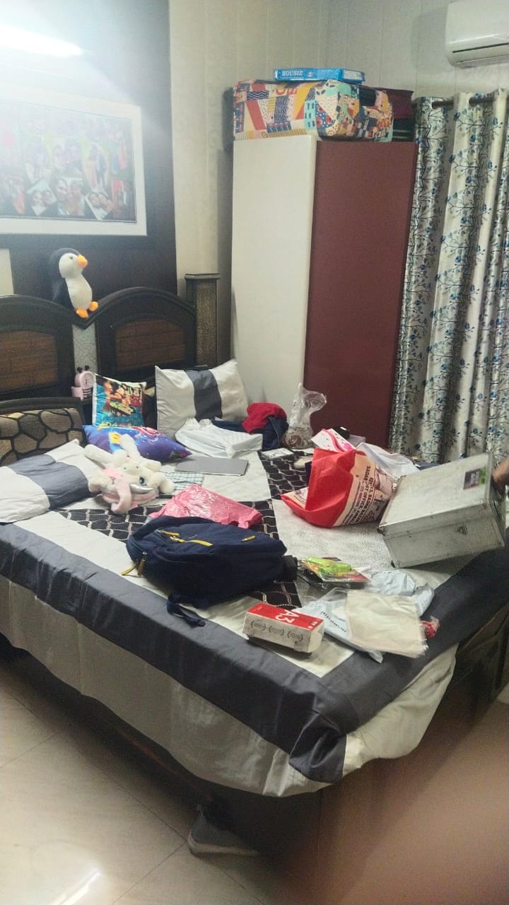 Theft in the bungalow of railway officials